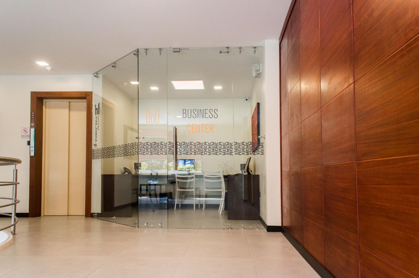Hotel Finlandia Quito Exterior photo